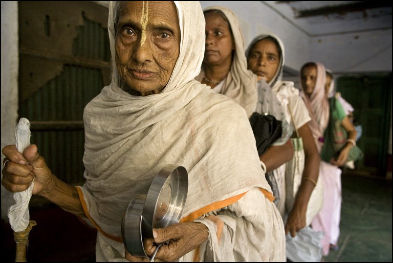 Hindu widows in an ashram in India